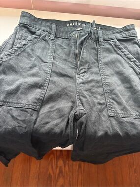 Black American Eagle Cargo Style Pants